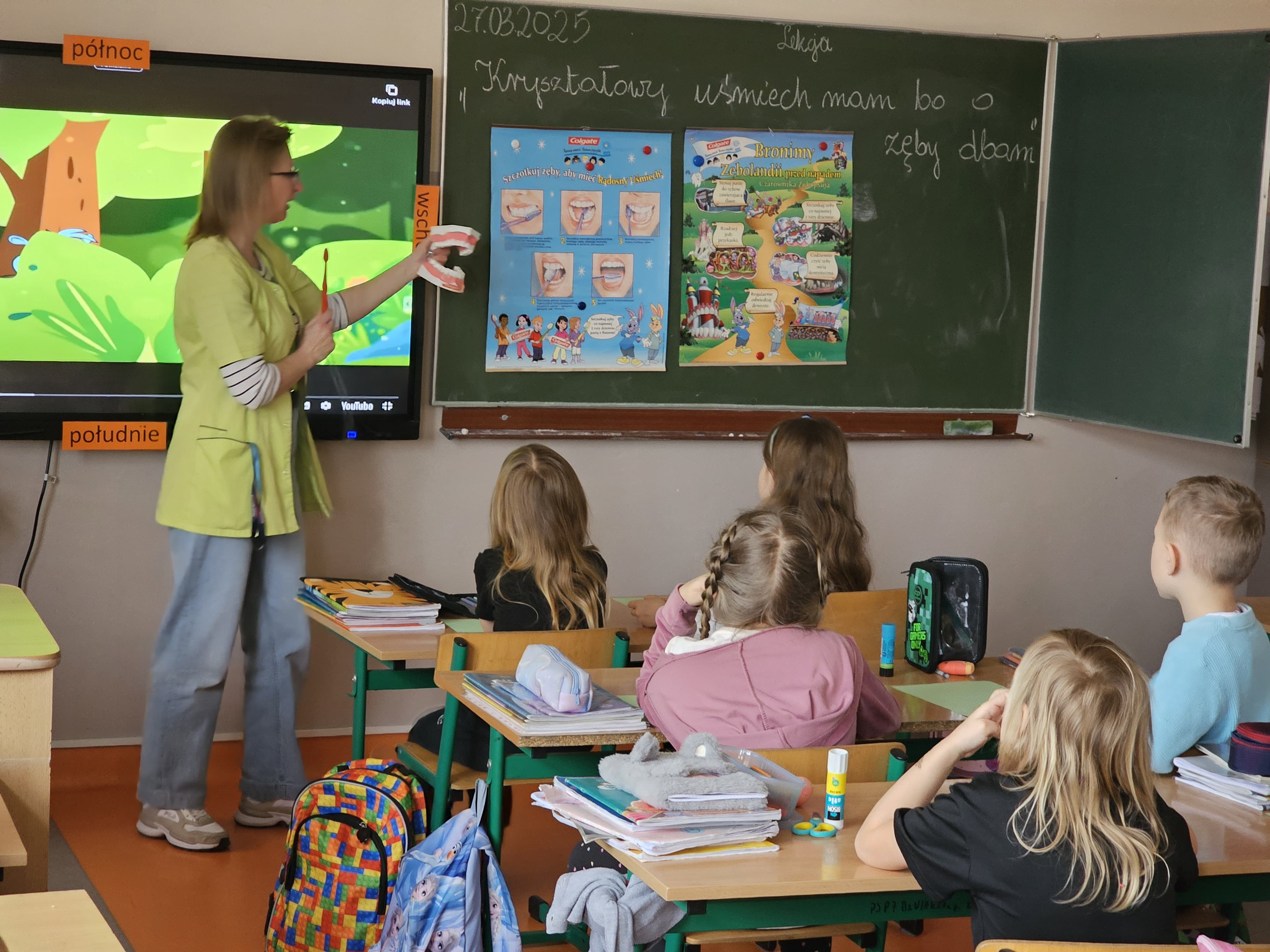 Program Edukacyjny - Kryształowy uśmiech mam, bo o zęby dbam