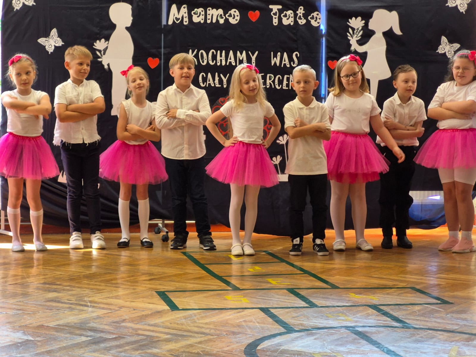&quot;MAMA, TATA, NAJWAŻNIEJSZE SŁOWA ŚWIATA&quot;
