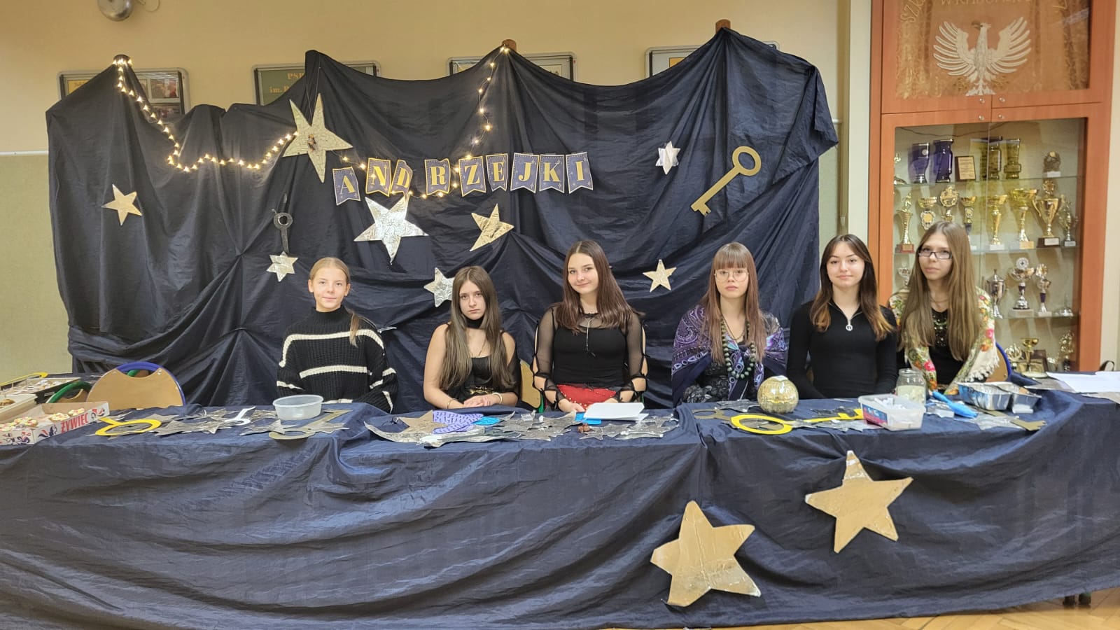 Andrzejkowe wróżby 2025