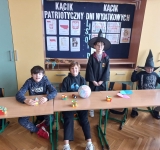 W klasie 3a odbyły się pełne magii  i radości Andrzejki