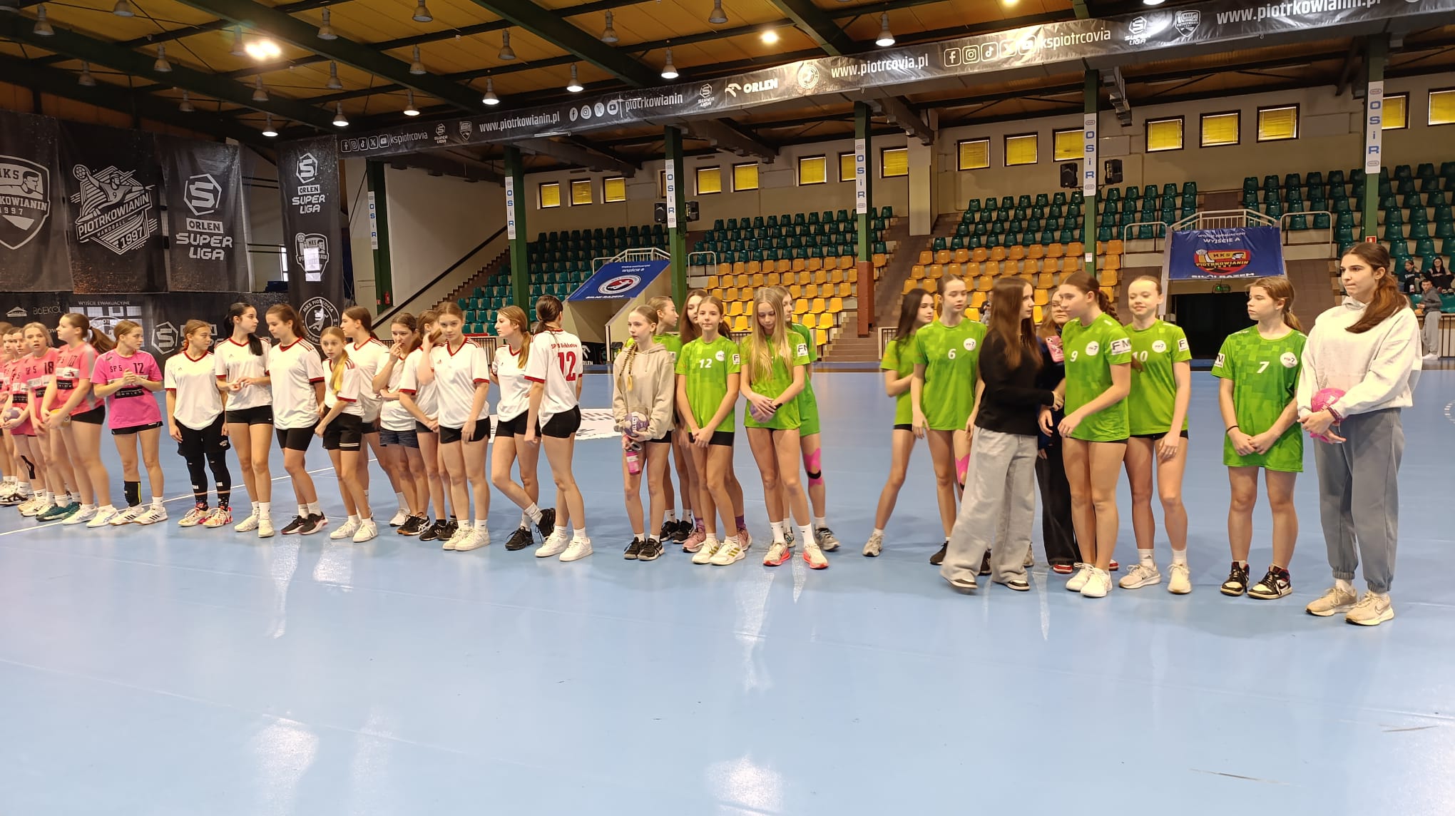 PÓŁFINAŁY MISTRZOSTW WOJEWÓDZTWA W PIŁCE RĘCZNEJ DZIEWCZĄT – IGRZYSKA MŁODZIEŻY SZKOLNEJ 