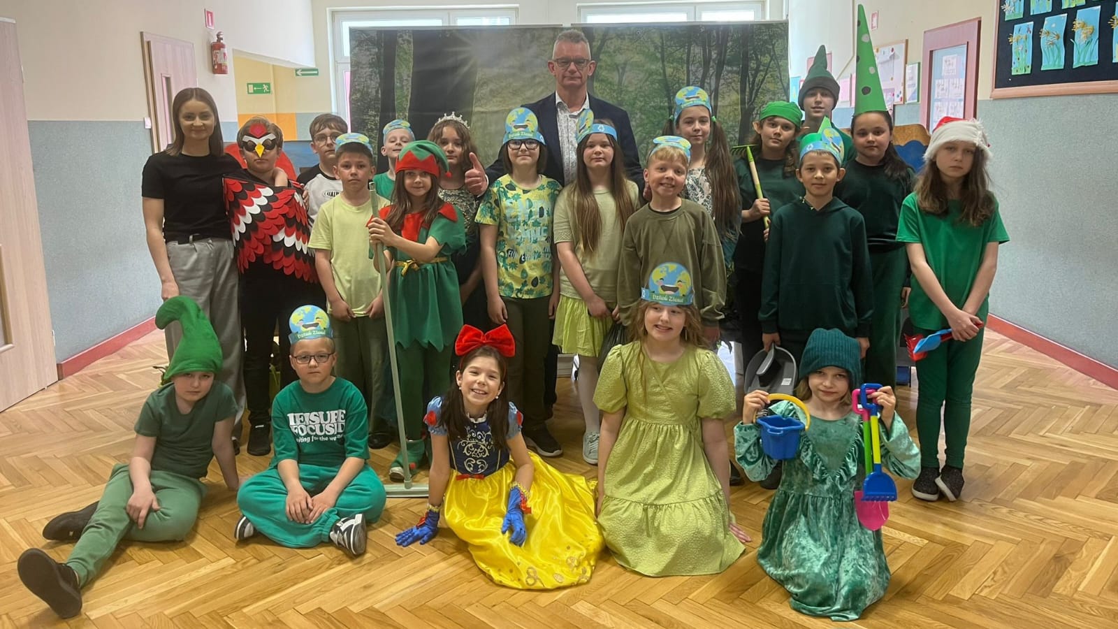 Akademia z okazji Dnia Ziemi przygotowana przez klasę 3 C