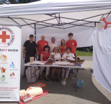 Prezentacja oddziału Polskiego Czerwonego Krzyża w Radomsku podczas Dni Radomska