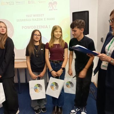 623818b5 B8fb 4b52 983c 73dcb7b921e8