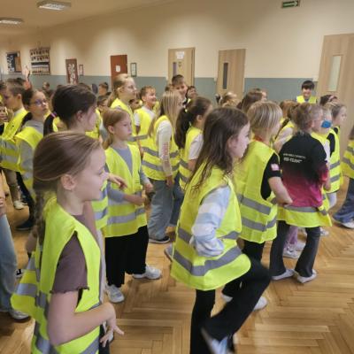 388b82a2 16ac 45ce B6b2 91b0f5630e2f