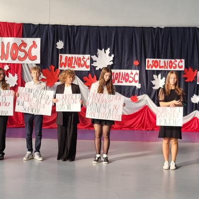 60efe47b 9cf5 4895 915b Bd74a516cf8a