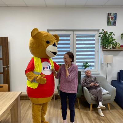 Eb0bd9b8 97a7 4205 Aeee 33f2512fa586