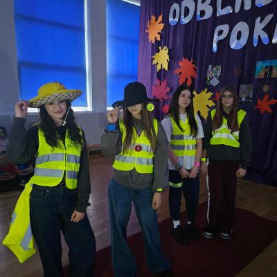 F511d69c E6d9 43ab B6d4 197617f743b1