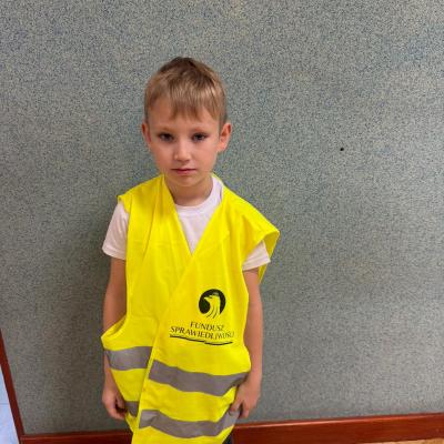 05e1b6ff 3c06 4073 876f B982b449767b