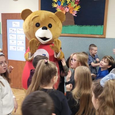 Dbaec1a5 D2a3 4d0f A4d4 C404b933ee28