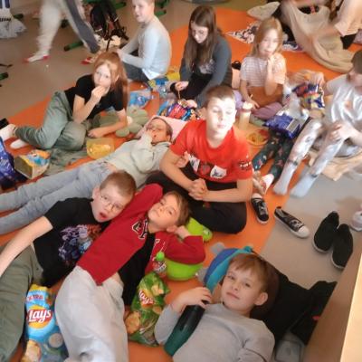 723a1cb2 5801 4a94 Aa83 8fae2eec42e4