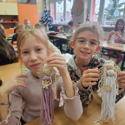 990bde00 45ab 4ff5 Aa4c Eaab6aa51de6