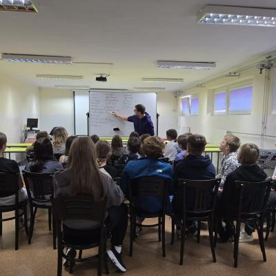 Db44a7ac B844 4ac3 Bfc7 Acbdc75ce512