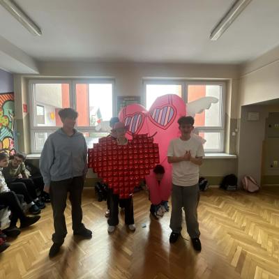 088645ea Fd61 4b35 89c3 F885c73a2723