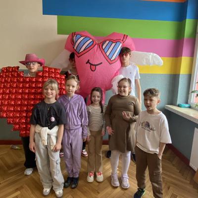 7e8ce0f5 13e7 4366 8efd Ca420d34d394