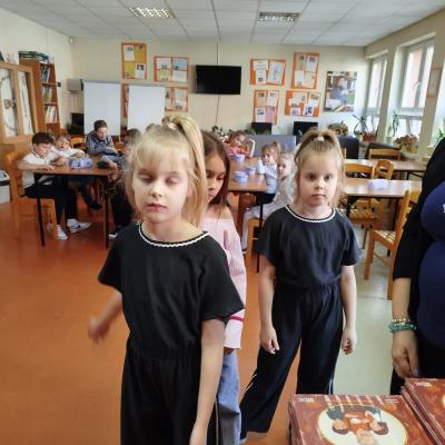 9bf4c686 E4ea 4164 A9db 3ddb3e0839ef