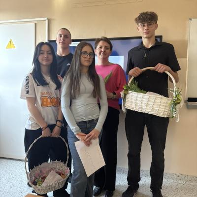 6ae063ab E9bd 4c00 956f 3ace7e68b183