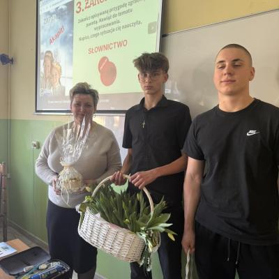 735718b3 08c0 4723 8f26 C39957ee6d9d