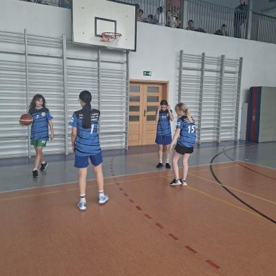 70376573 7c40 46f1 9451 0b95935299f5