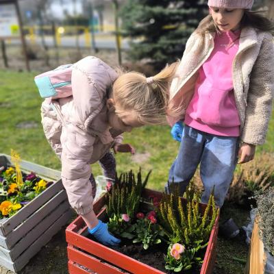 7a0f58cb 4c98 4ea4 Ba16 F54eb5933d0f