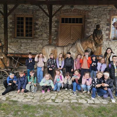 15f4f2b2 C7b1 4aec Ba34 92f5d86ef0e1