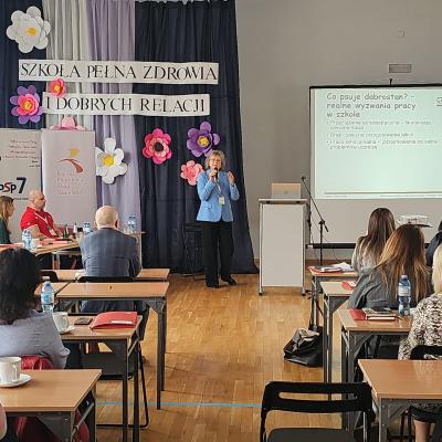 752929dc 388e 4cfe Ad7b 8969f171cde0