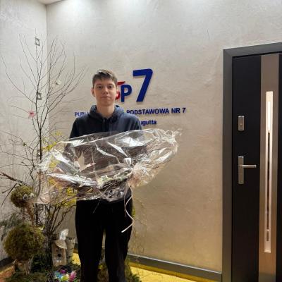 7d474474 7643 4978 A410 0b927352682d