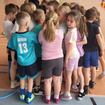 7e573119 8718 4aed B58b B9fc3968e5e9