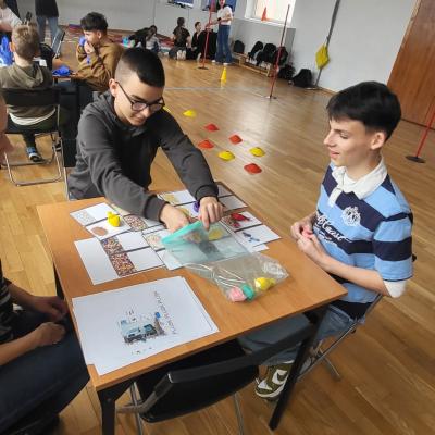 Aaa627a1 3727 45de 8ecc Db4d8a97bb82