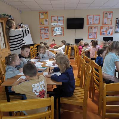 9e106c14 4cd9 4b41 9d40 9e1330620b0e